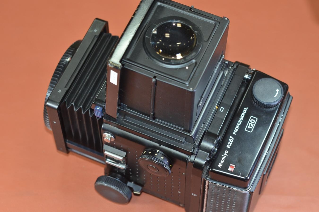 【希 少】Mamiya RZ67 PROFESSIONAL 120ROLL FILM HOLDER 付 【モルト交換済】