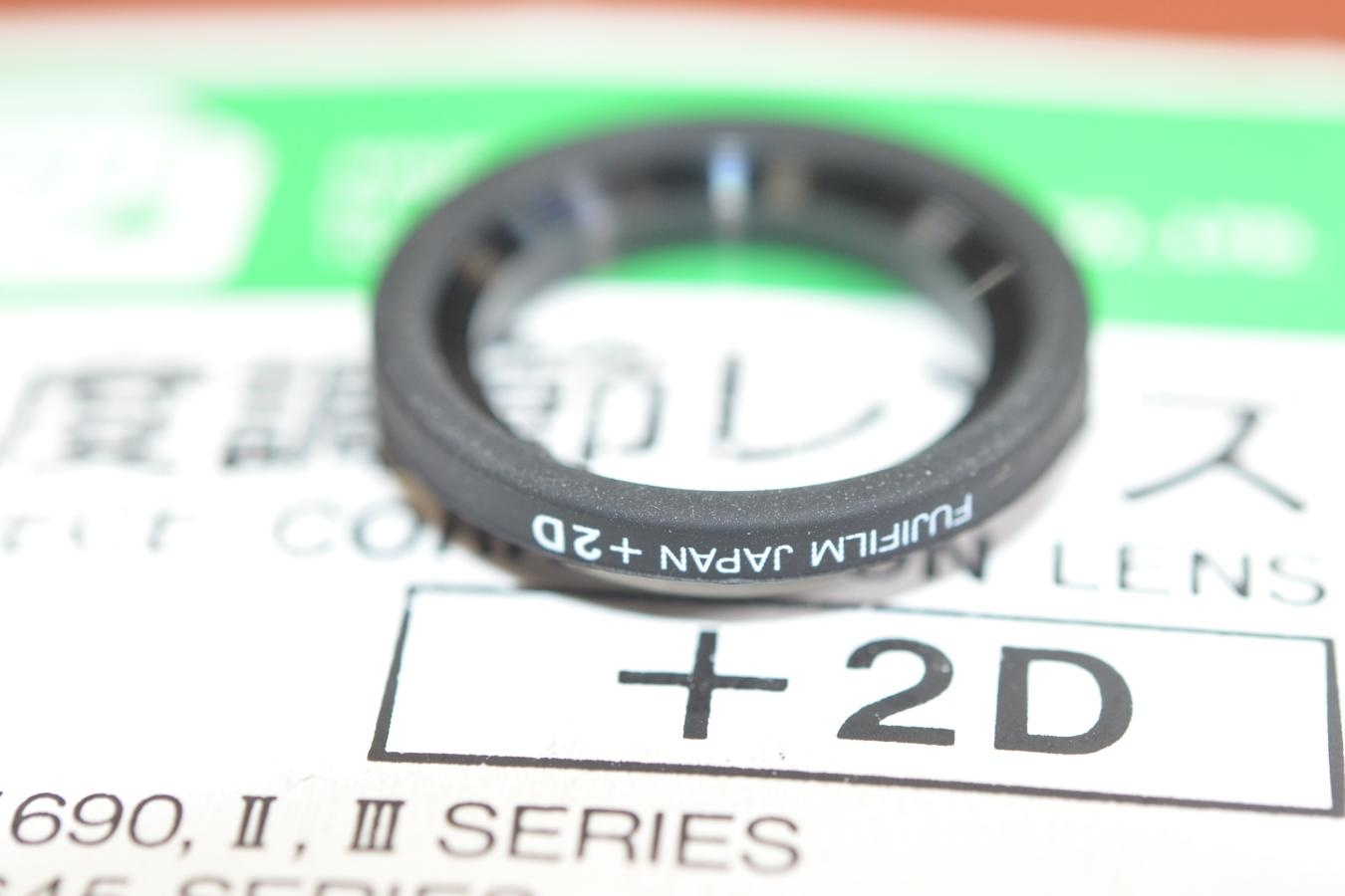 【希 少】FUJIFILM視度補正レンズ+2D 【GW690II、GW690III、GS645シリーズ用】※キレイな物をお探しの方必見!!自信ありの逸品!!