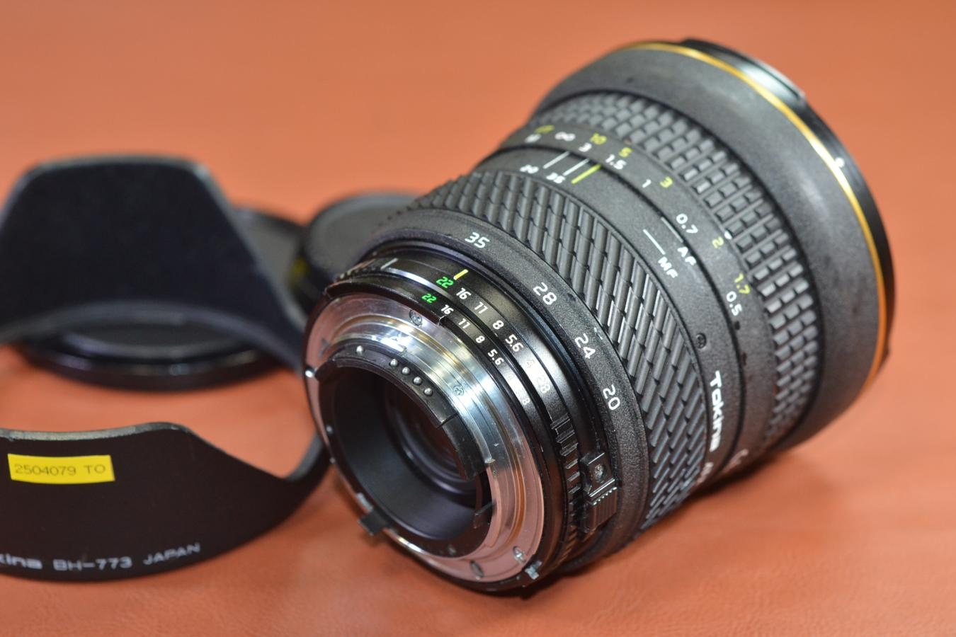 Tokina AT-X 235AF PRO SD20-35/2.8 純正フード付 【Nikon用】