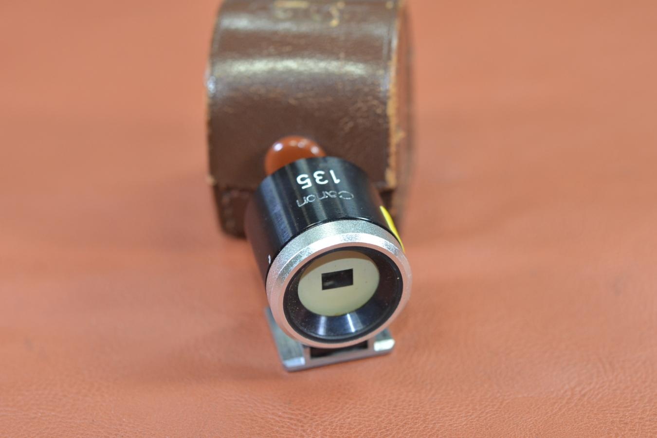 【B級特価品】 Canon 135mm View Finder (純正ケース付)