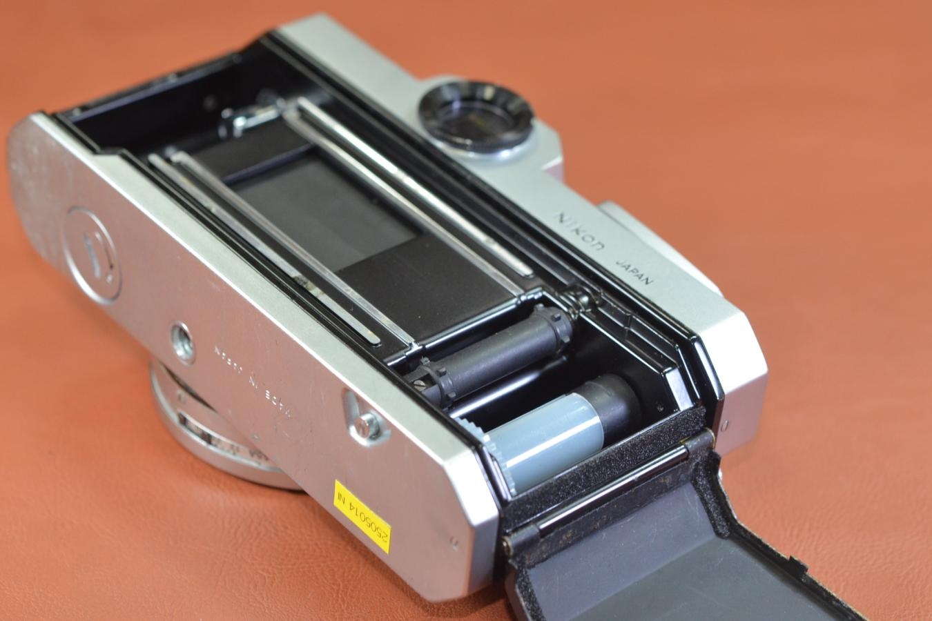 【B級特価品】 Nikomat FTN Silver 【モルト交換済】