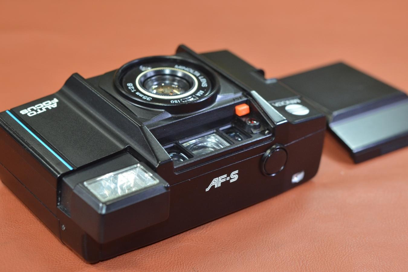 MINOLTA AF-S 【MINOLTA LENS 35/2.8搭載】