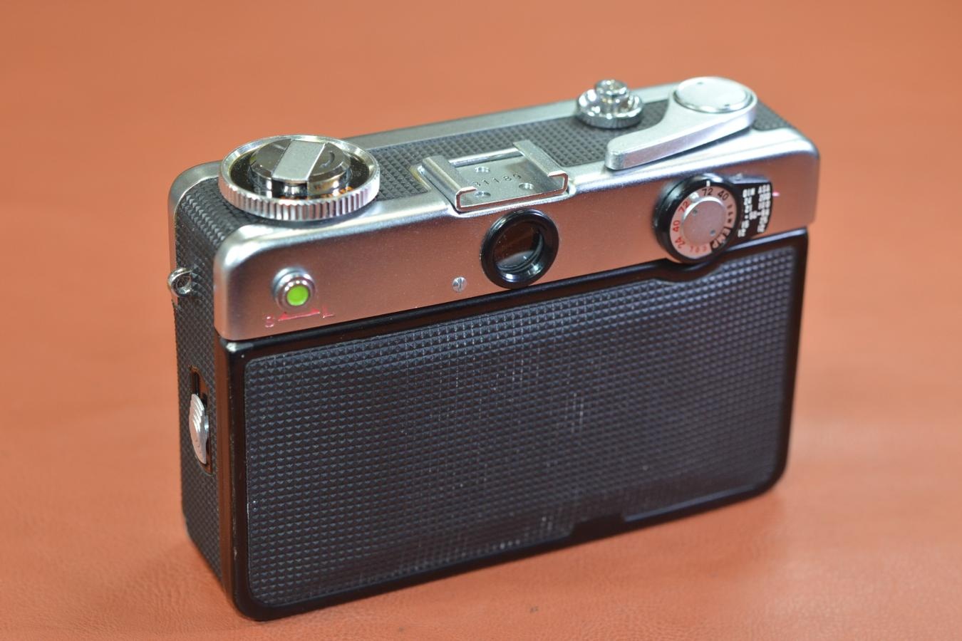 FUJICA Half 【FUJINON 2.8cm F2.8 レンズ搭載】※キレイな物をお探しの方必見!!自信ありの逸品!!