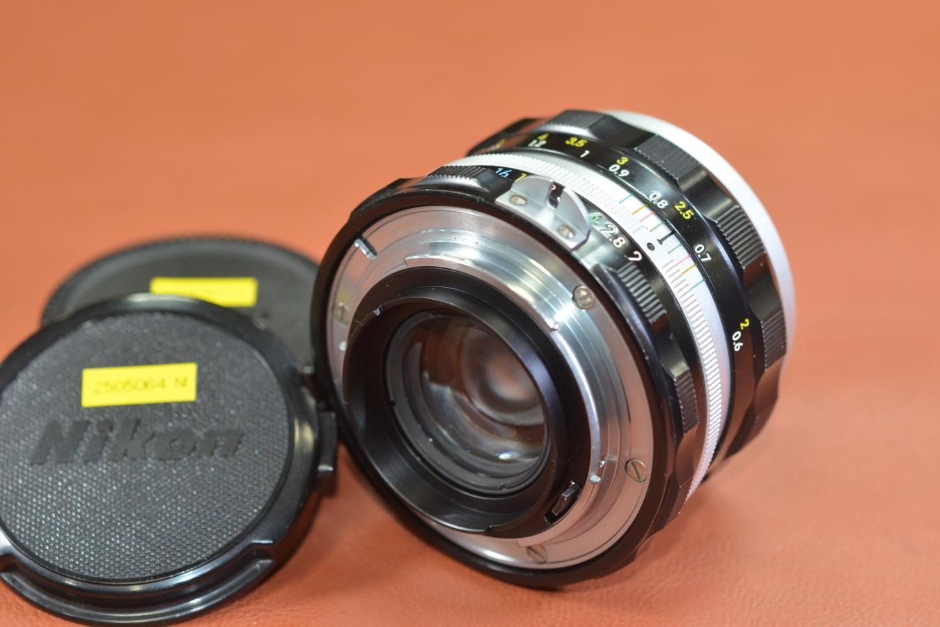 Nikon NIKKOR-H Auto 50mm F2