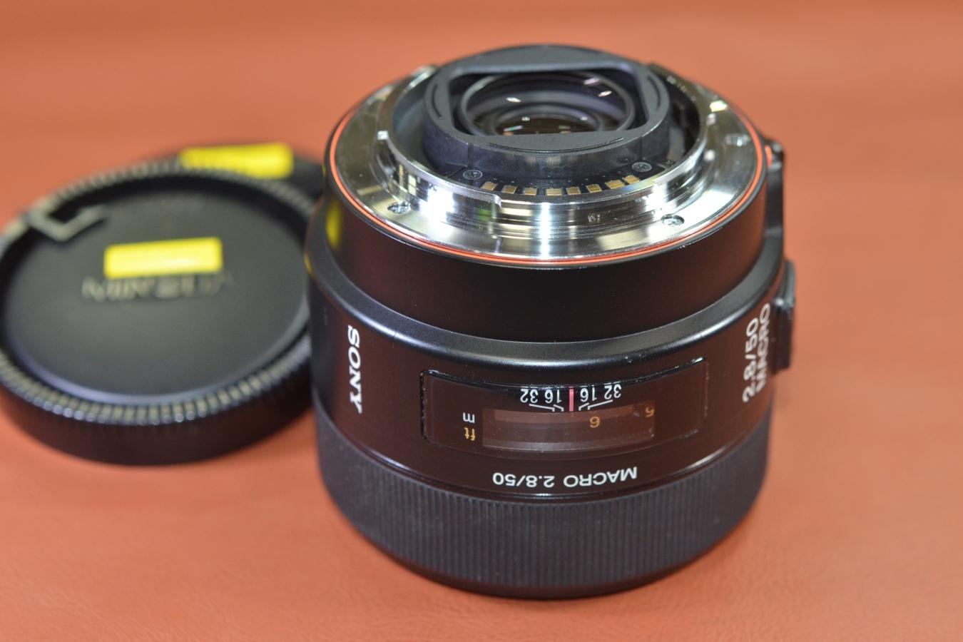 SONY AF MACRO 50mm F2.8 SAL50M28 【SONY Aマウントレンズ】