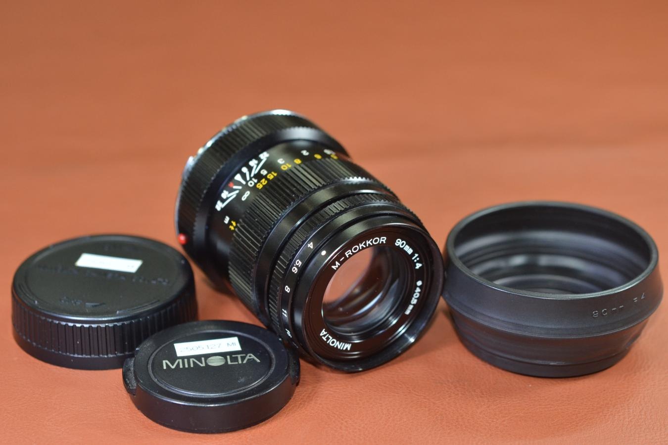 MINOLTA M-ROKKOR 90mm F4 純正フード付 【キレイな物をお探しの方必見!!自信ありの逸品!!】