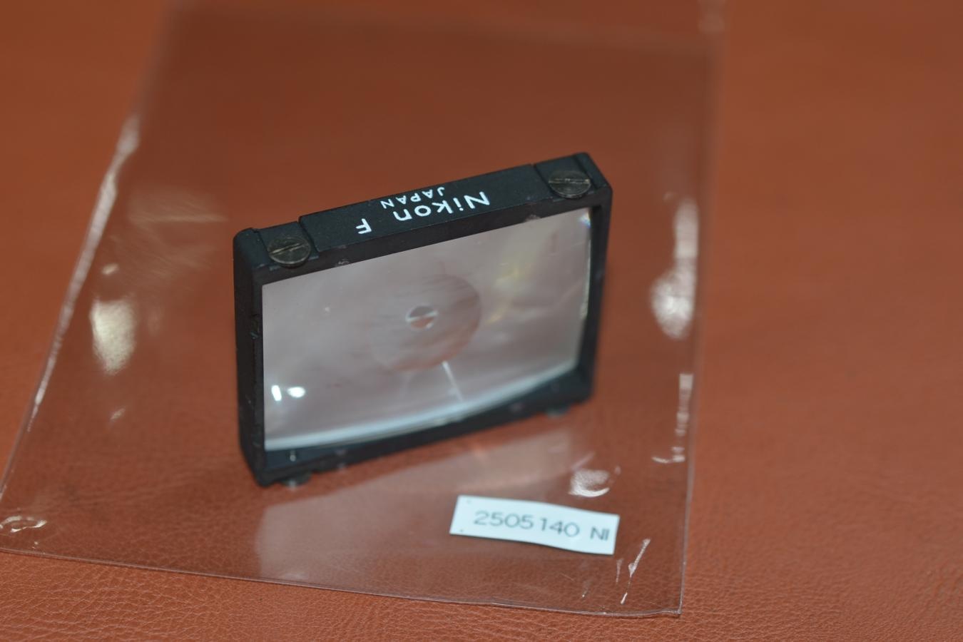 【希 少】Nikon FOCUSING SCREEN  A型白文字【Nikon F、F2用】