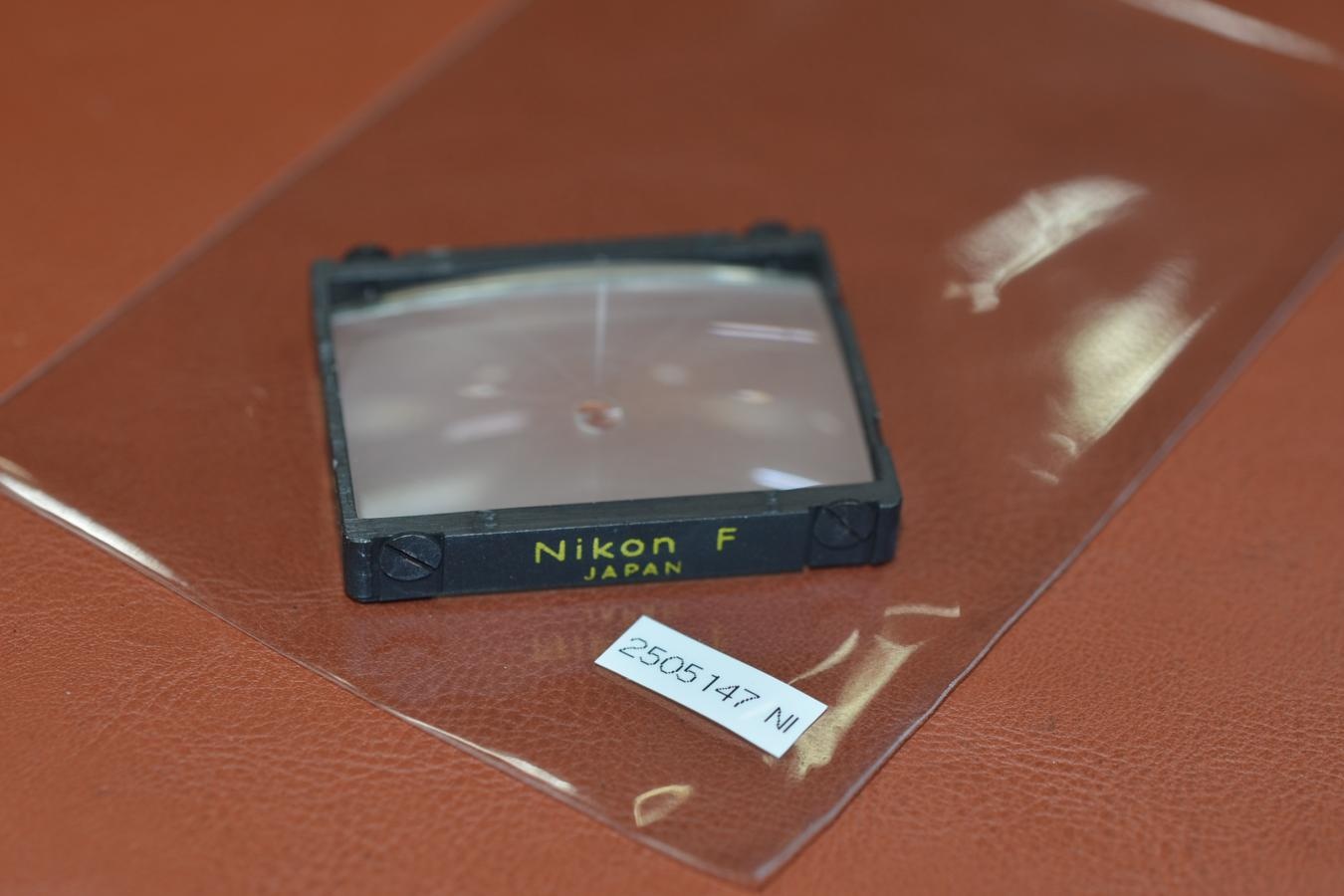 【希 少】Nikon FOCUSING SCREEN  A型黄色文字【Nikon F、F2用】