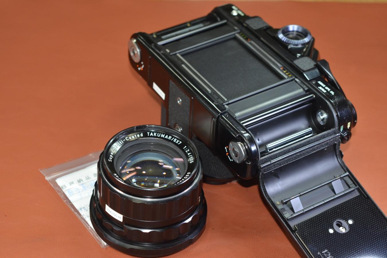 PENTAX 6×7 アイレベルミラーアップ Super-Multi-Coated TAKUMAR/6×7 105/2.4付 【レンズ整備済 ボディモルト交換済】