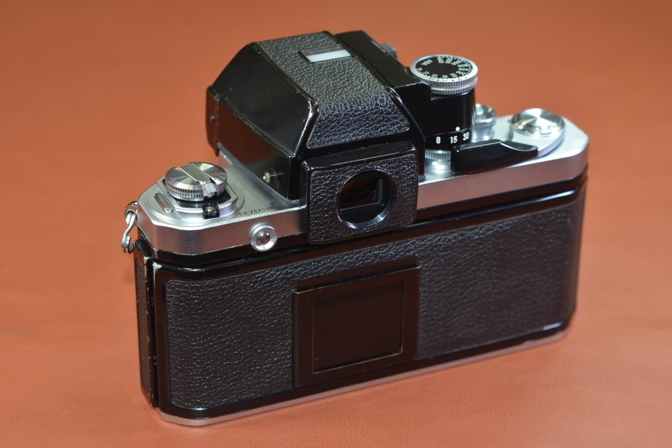Nikon F2 Photomic 767万台 【FOCUSING SCREEN E型装着】