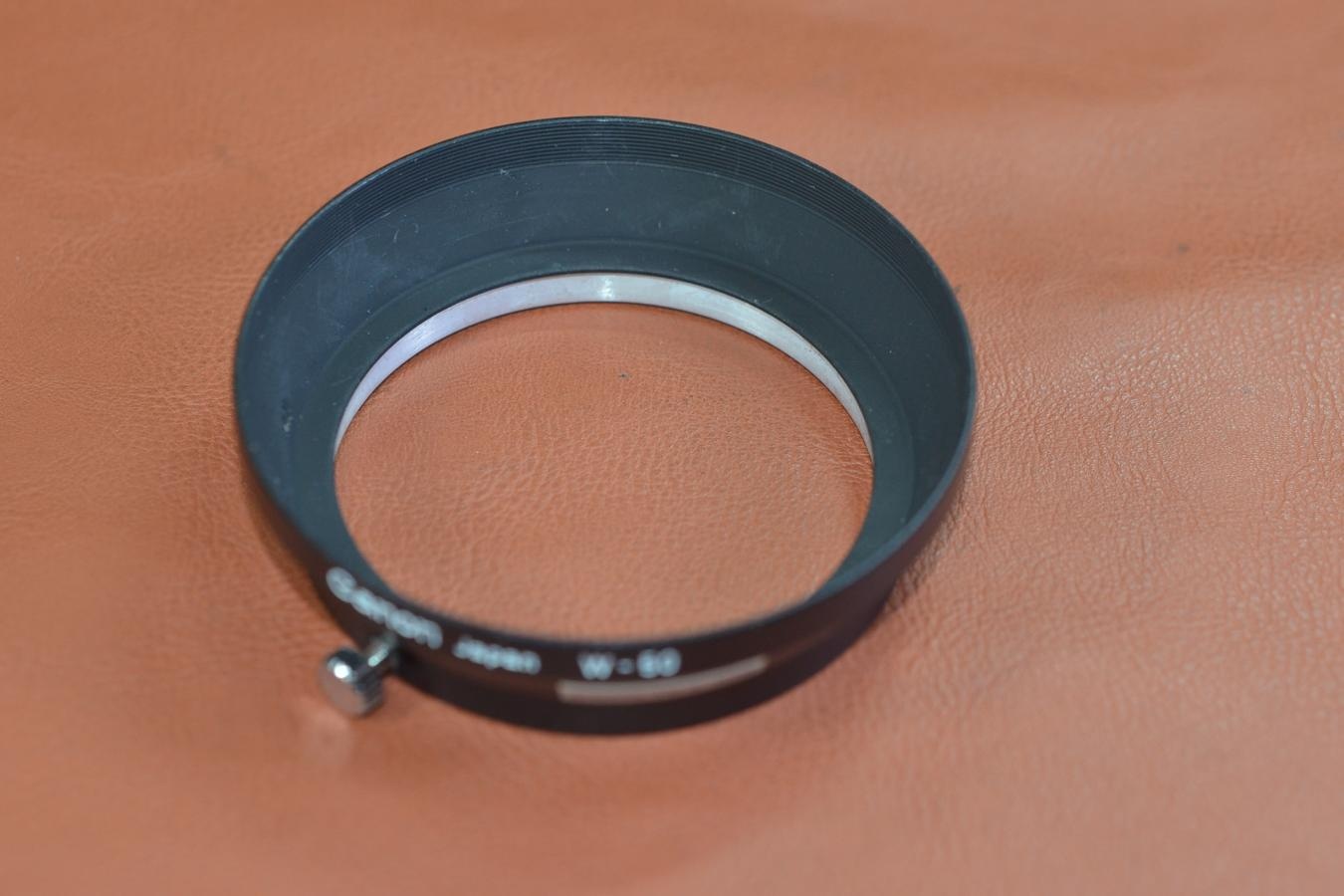 【希 少】Canon W-50 METAL HOOD 【Canon 35/1.5用】※キレイな物をお探しの方必見!!自信ありの逸品!!