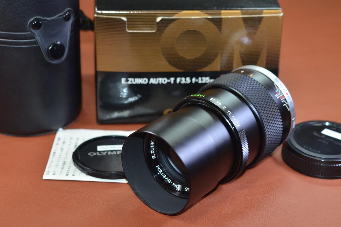 【コレクション向け】OLYMPUS E.ZUIKO AUTO-T 135mm F3.5 元箱付一式 【キレイな物をお探しの方必見!!自信ありの逸品!!】