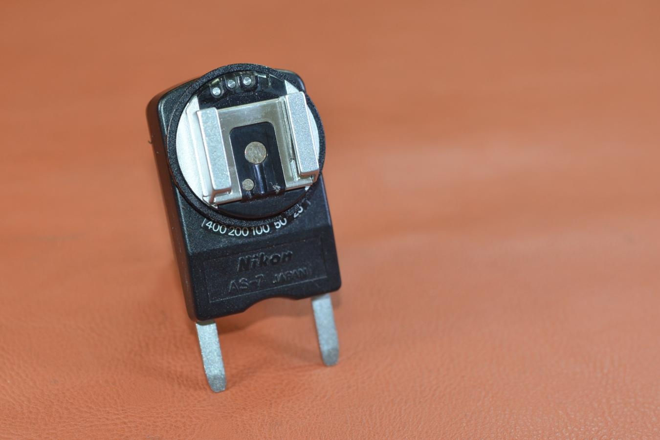 Nikon FLASH UNIT COUPLER AS-7【Nikon F3用】※キレイな物をお探しの方必見!!自信ありの逸品!!