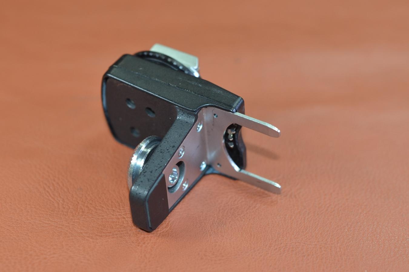 Nikon FLASH UNIT COUPLER AS-7【Nikon F3用】※キレイな物をお探しの方必見!!自信ありの逸品!!