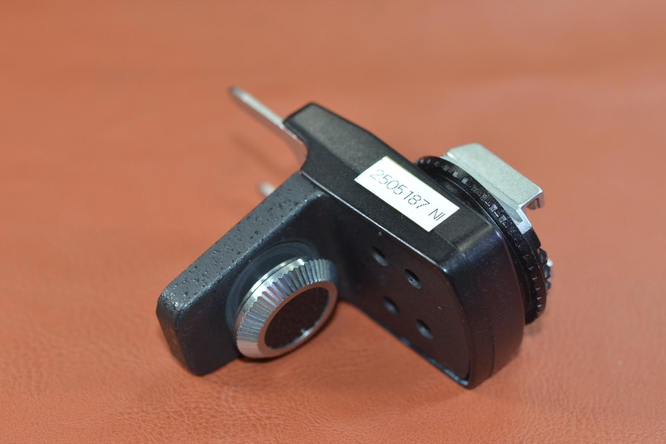 Nikon FLASH UNIT COUPLER AS-7【Nikon F3用】※キレイな物をお探しの方必見!!自信ありの逸品!!