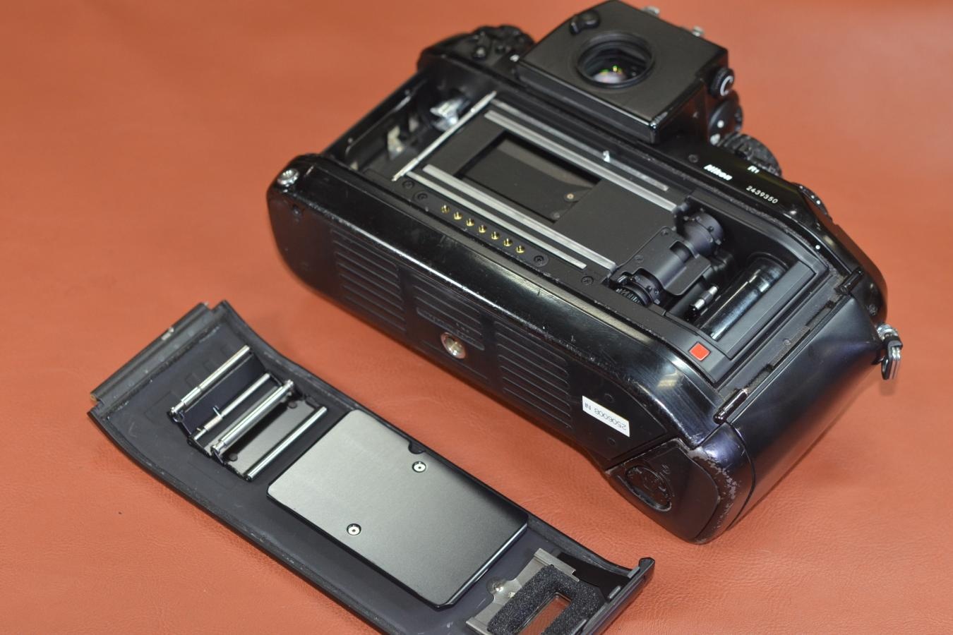 Nikon F4 243万台