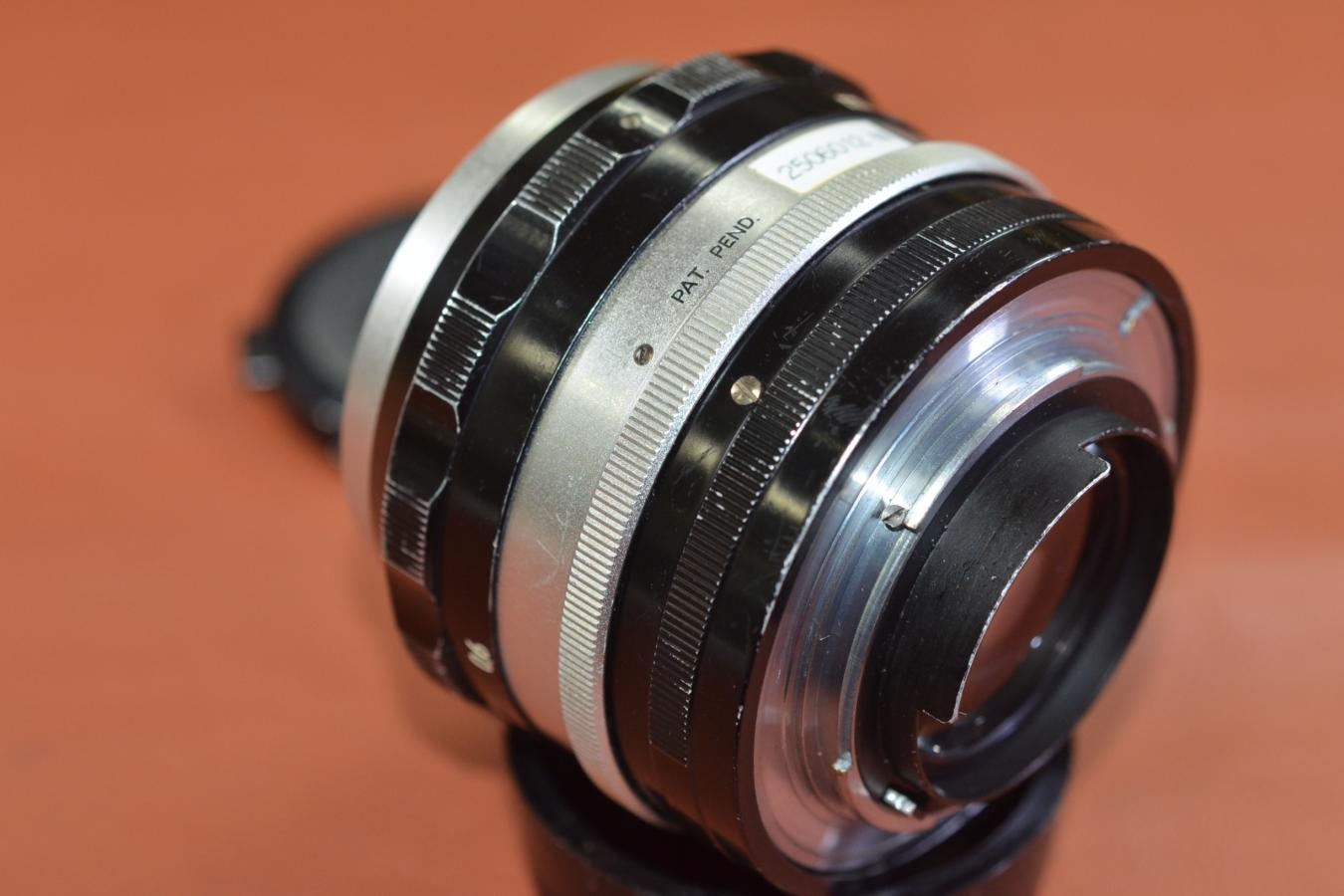 【希 少】Nippon Kogaku NIKKOR-S Auto 5.8cm F1.4 【PAT.PEND.マーク入り】