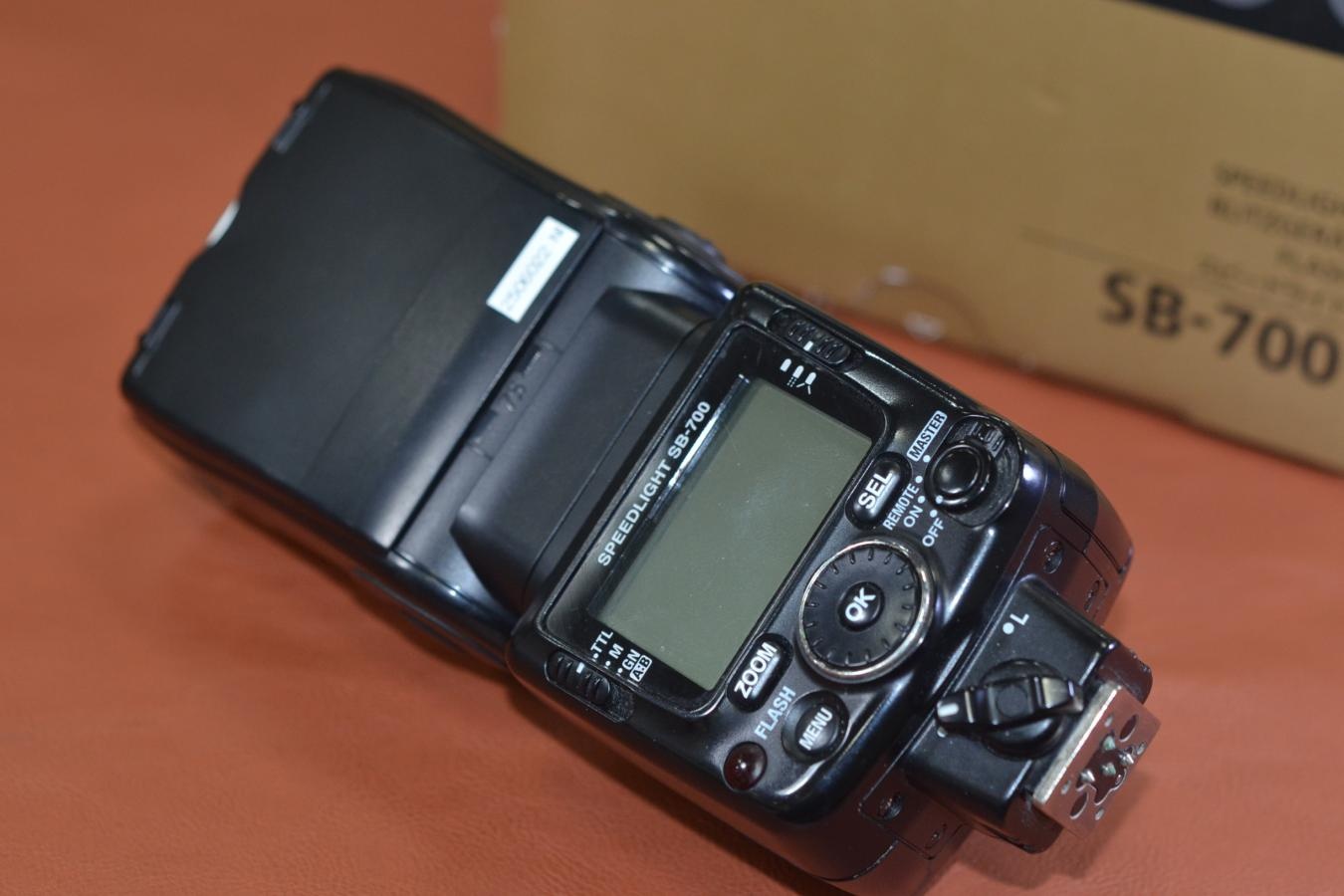 Nikon SPEED LIGHT SB-700 【元箱付一式】