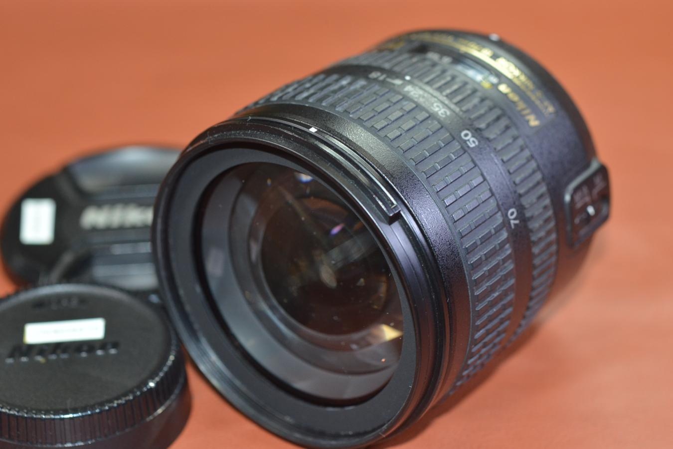 【B級特価品】 AF-S DX NIKKOR 18-70mm F3.5-4.5G ED 