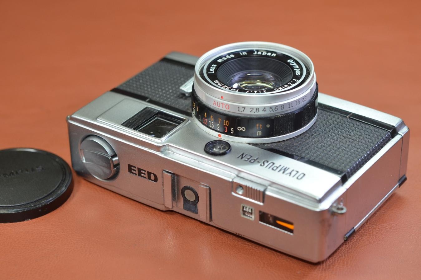 OLYMPUS PEN EED モルト交換済 【Olympus F.Zuiko 32/1.7 レンズ搭載】