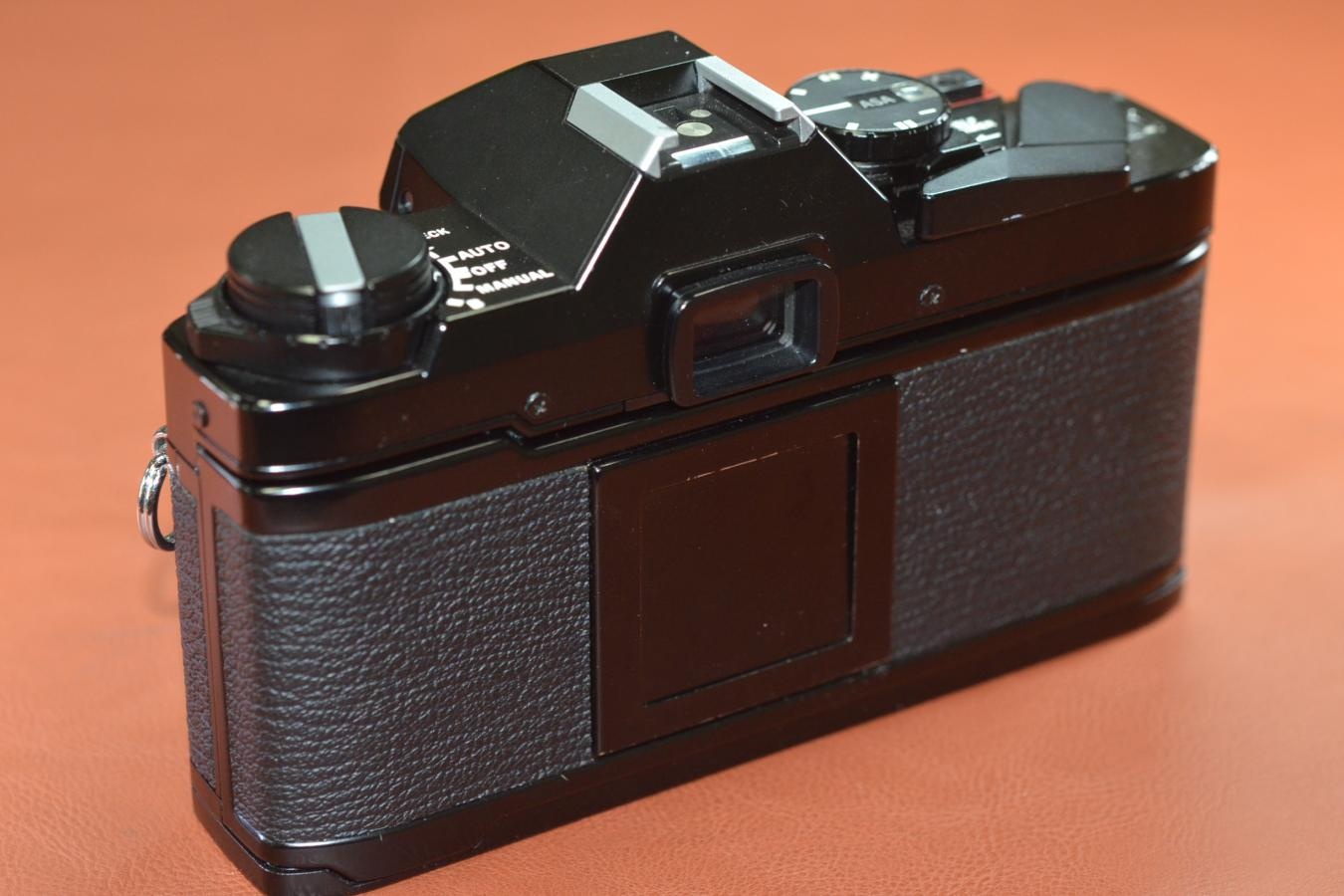 OLYMPUS OM30 Black