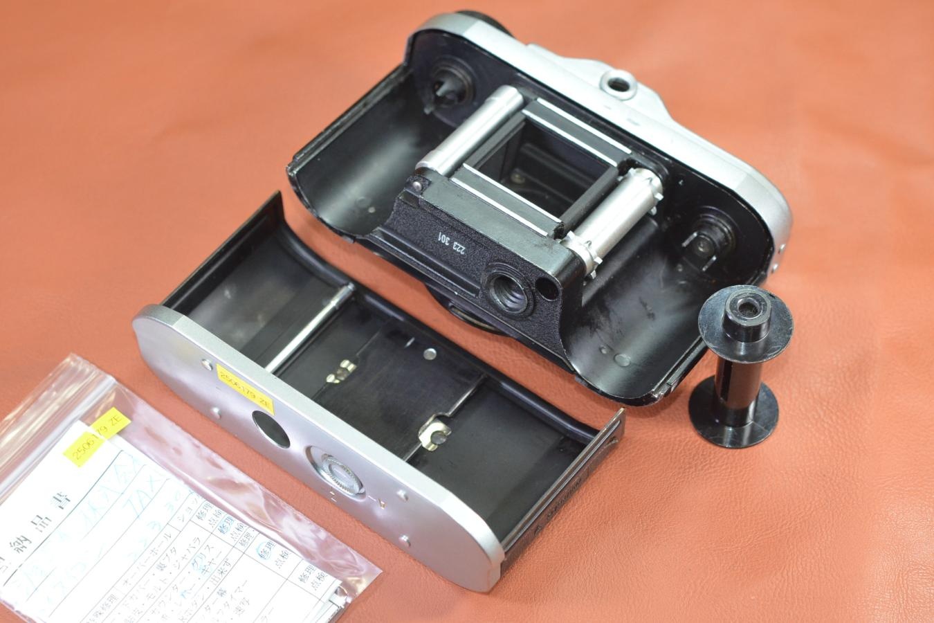 ZEISS IKON TAXONA 整備済【NOVONAR ANASTIGMAT 35/3.5 レンズ搭載】※24×24スクエアフォーマット