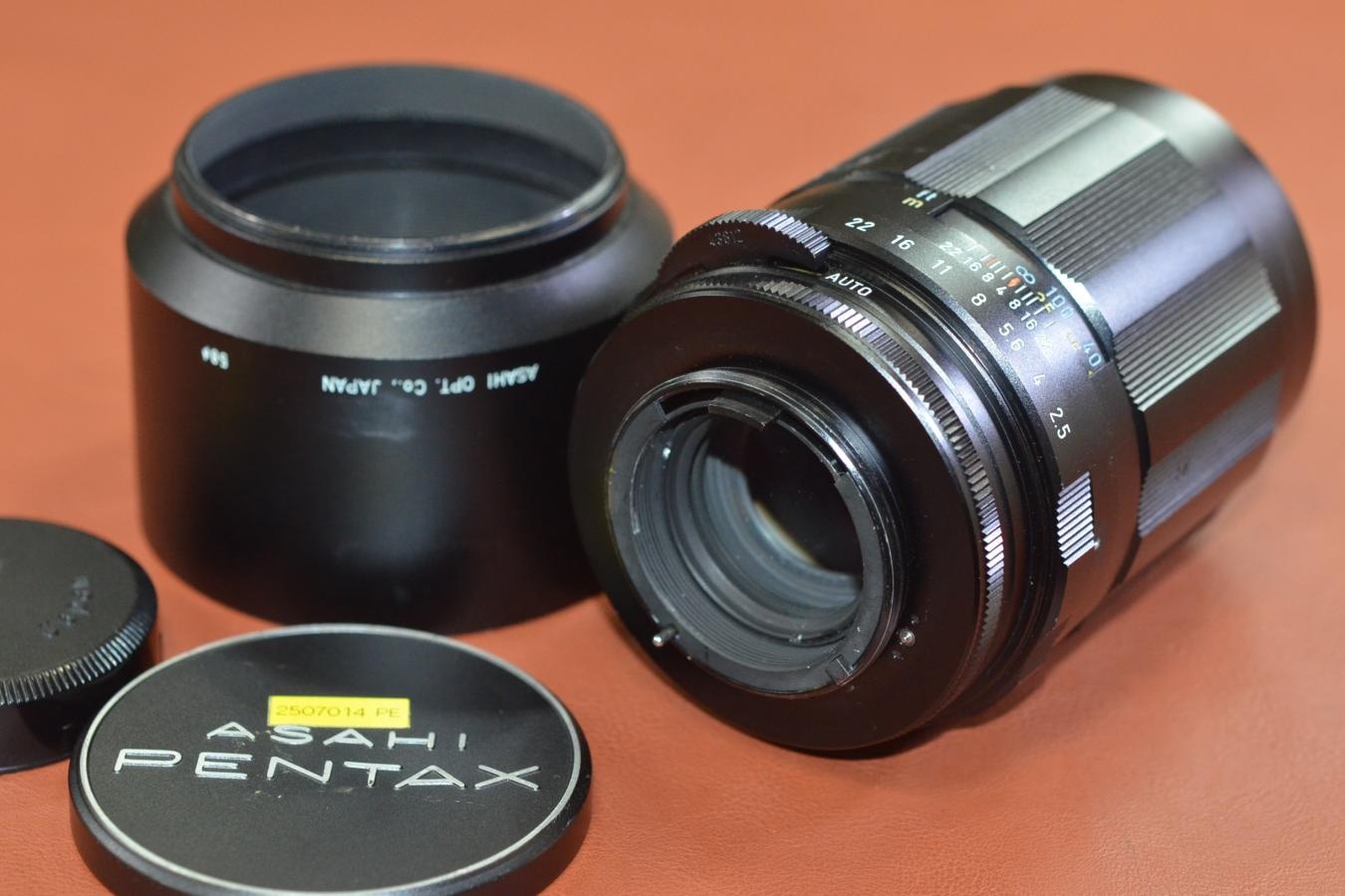 【B級特価品】 PENTAX Super-Multi-Coated-TAKUMAR 135mm F2.5 純正メタルフード付 【M42マウントレンズ】