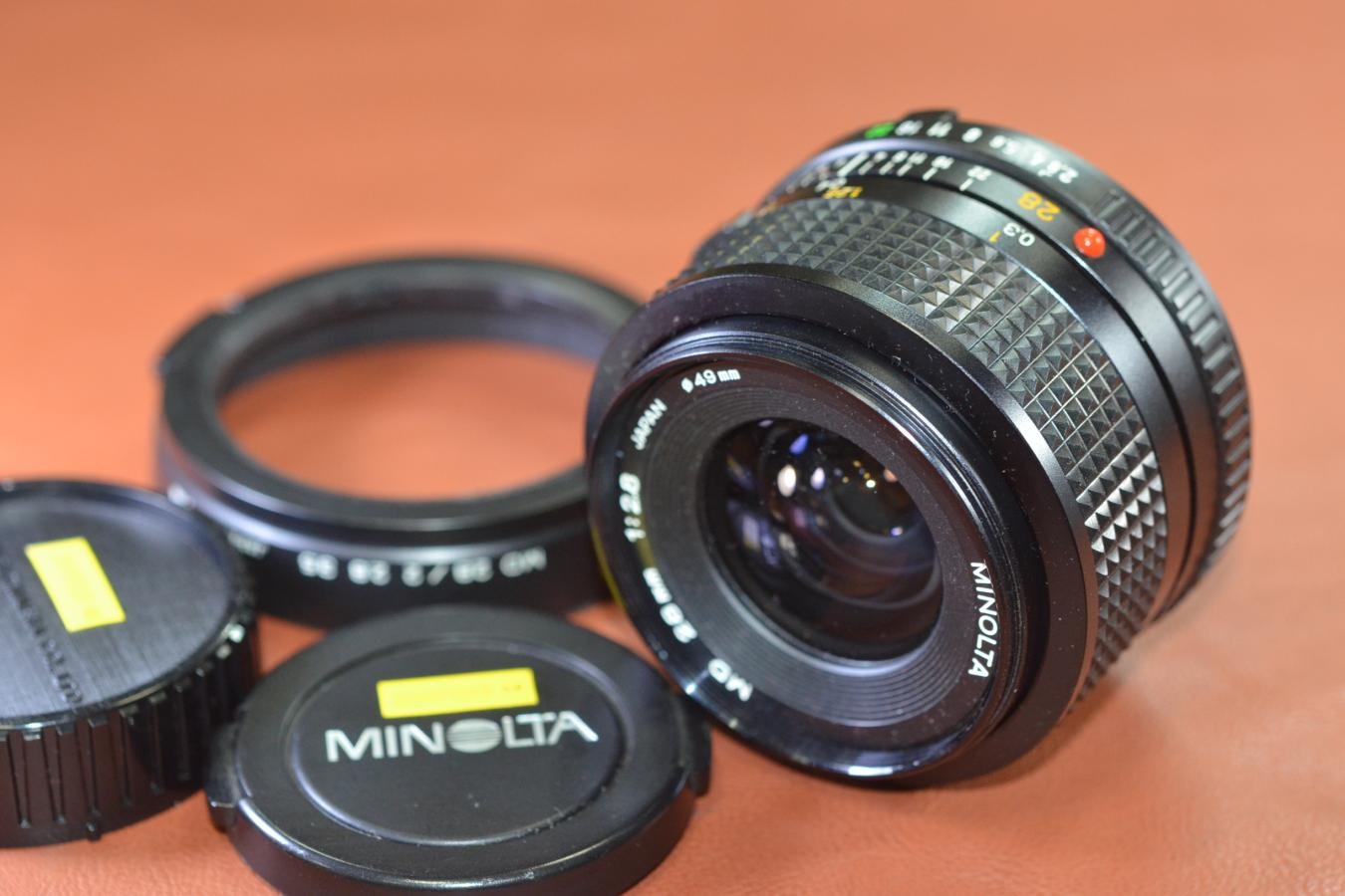 MINOLTA NEW MD 28mm F2.8 純正フード付【カメラ女子に絶大な人気のオールドレンズ】