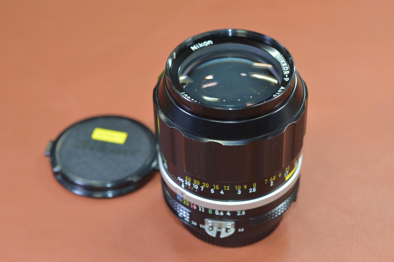 Nikon NIKKOR-P Auto 105mm F2.5 Ai改