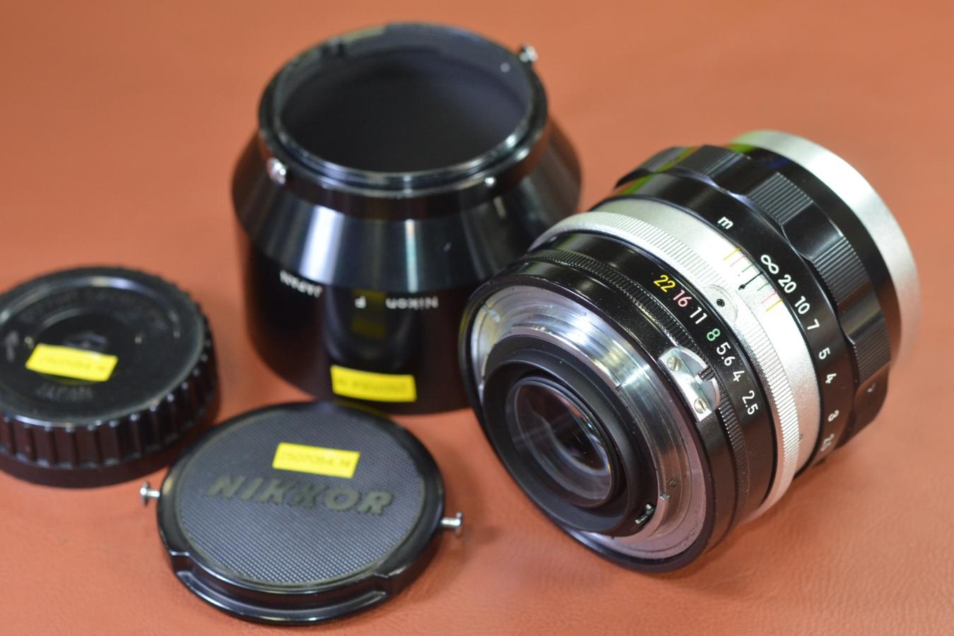 Nippon Kogaku NIKKOR-P Auto 10.5cm F2.5 【純正メタルフードcm表示・Nikon F刻印付】※キレイな物をお探しの方必見!!自信ありの逸品!!