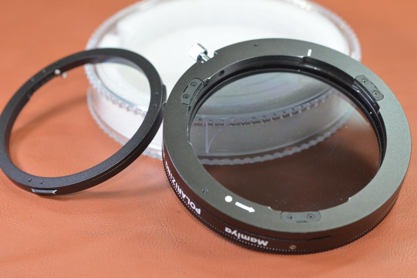 【絶版アクセサリー】Mamiya POLARIZING FILTER ZE702 MOUNT ADAPTER AN701付 【Mamiya7、7II用】※キレイな物をお探しの方必見!!自信ありの逸品!