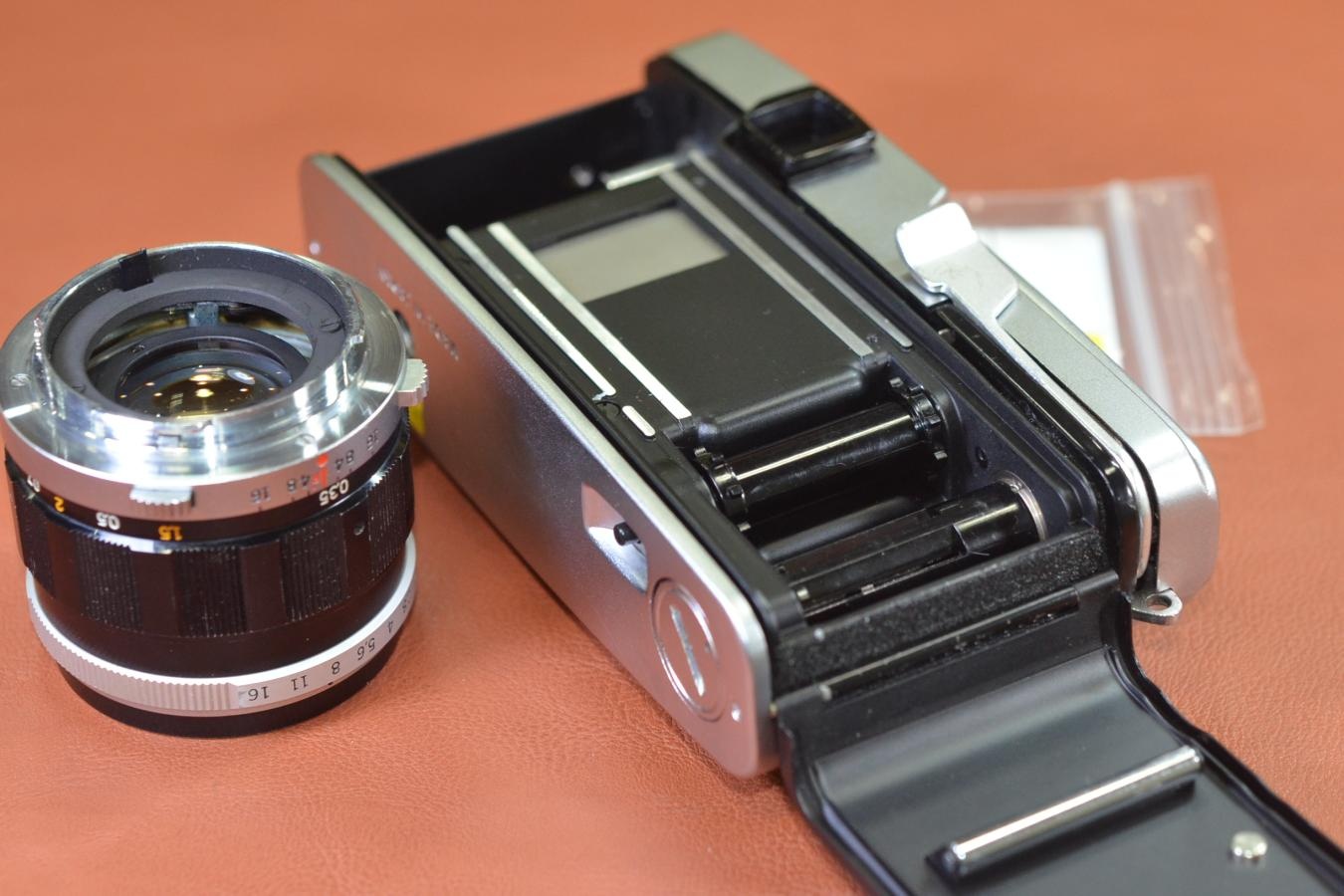 OLYMPUS PEN-FT Silver F.Zuiko Auto-S 40/1.4付 【整備済】