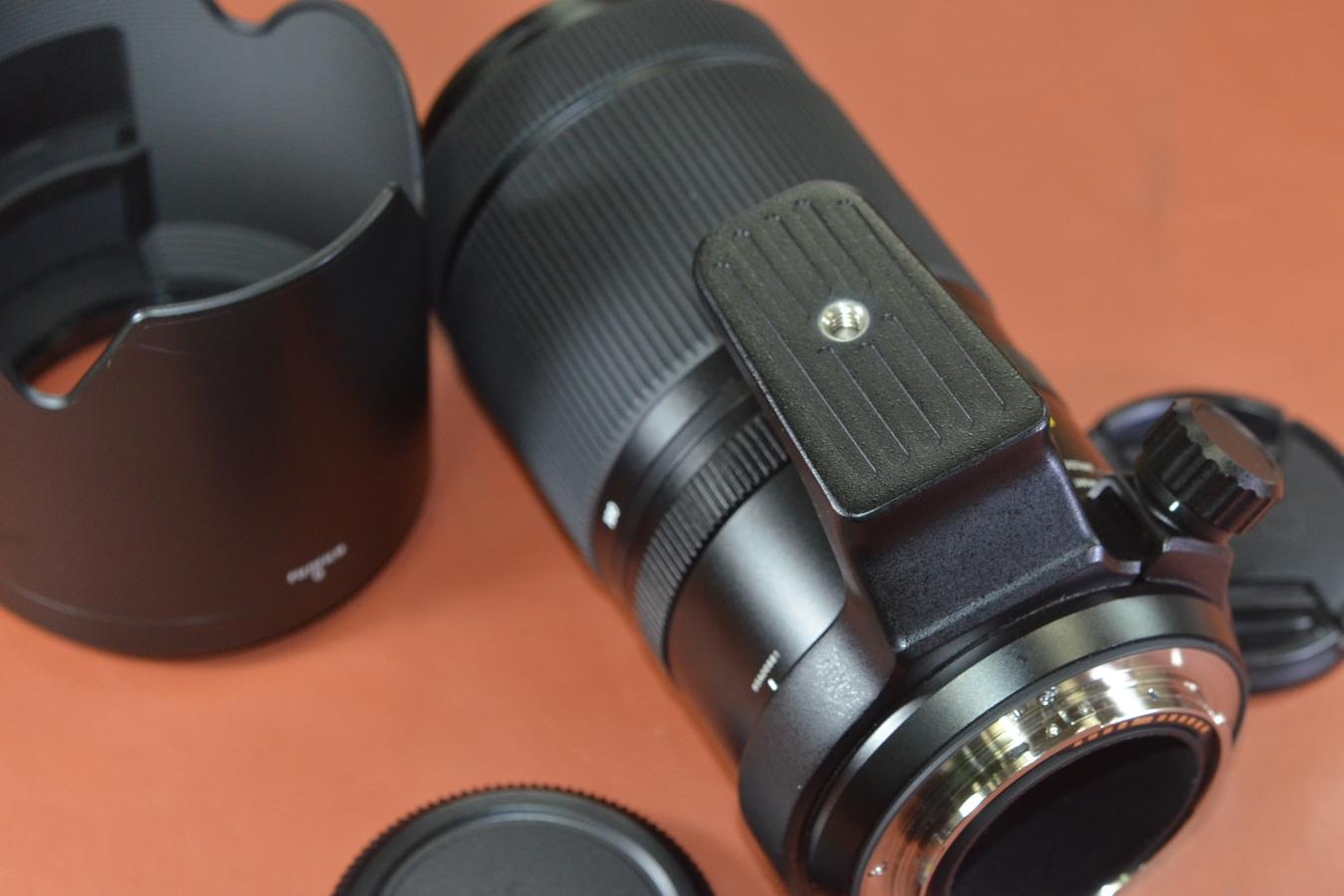 FUJINON GF 100-200mm F5.6R LM OIS WR 純正フード付【キレイな物をお探しの方必見!!自信ありの逸品!!】