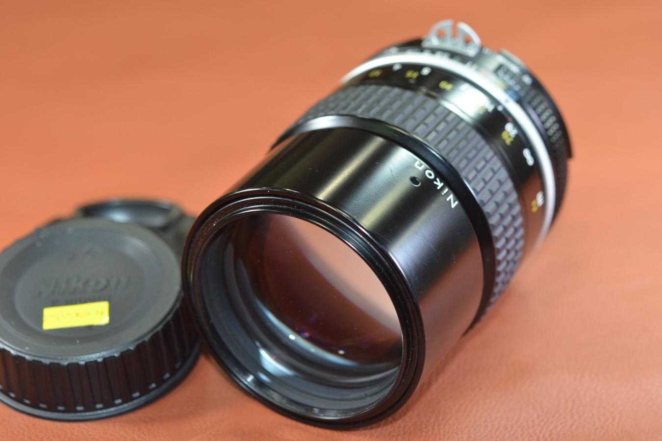 Nikon Ai NIKKOR 135mm F2.8