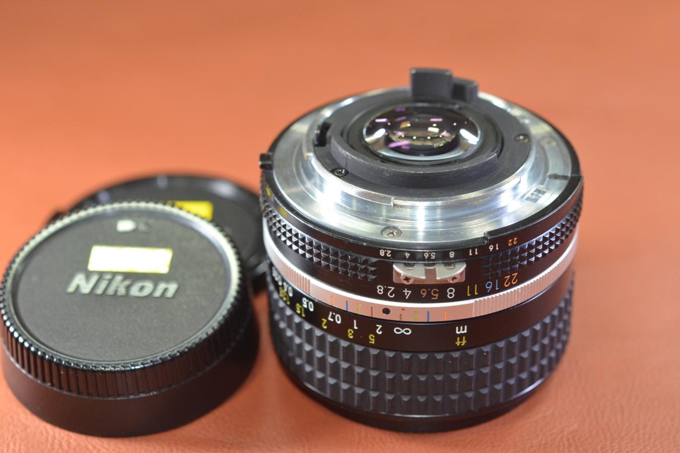 Nikon Ai-S NIKKOR 24mm F2.8 【キレイな物をお探しの方必見!!自信ありの逸品!!】