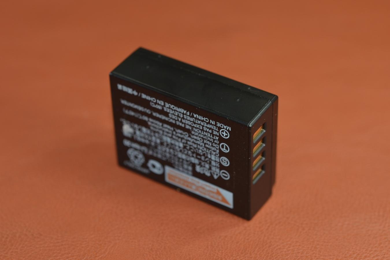 FUJIFILM NP-W126S 【FUJIFILM X-H1、X-Pro3、X-T3、X-S10、X-T50、X-M5、X100VI、Xhalf等用】