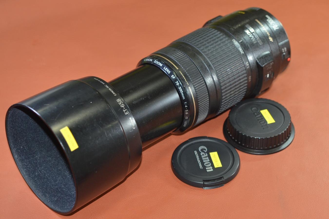 Canon EF 70-300mm F4-5.6 IS USM 【純正フードET-65B付】