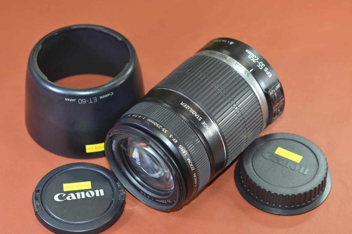 Canon EF-S 55-250mm F4-5.6 IS 【純正フードET-60付】