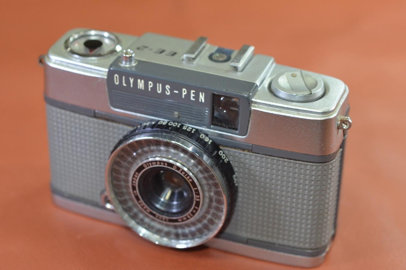 OLYMPUS PEN EE-2 モルト交換済【Olumpus D.Zuiko 28mm F3.5 レンズ搭載】