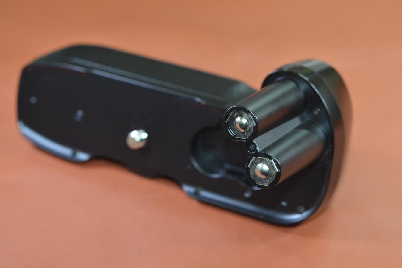 Nikon MB-16 【Nikon F80用】