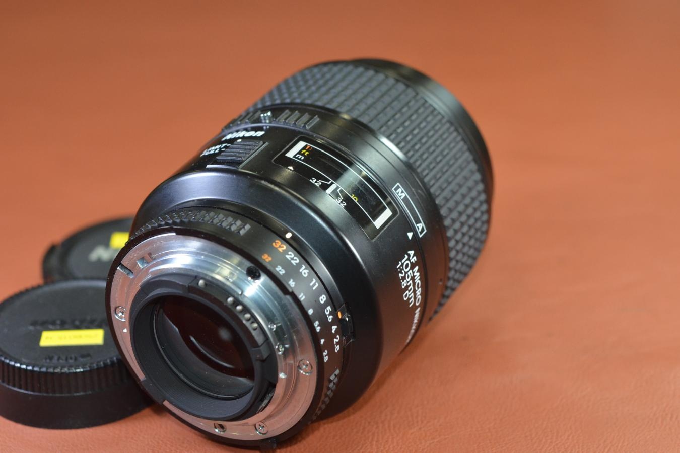 Nikon AF Micro NIKKOR 105mm F2.8D