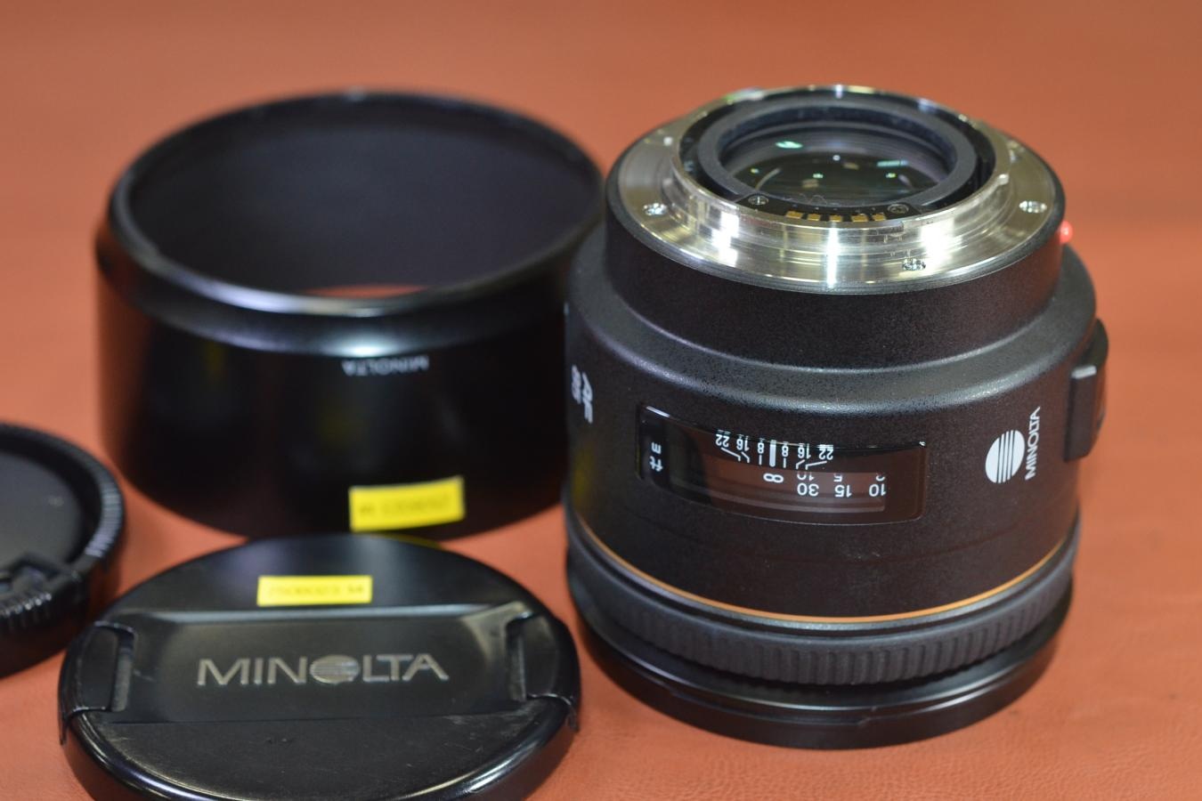 MINOLTA AF 85mm F1.4G 純正フード付 【キレイな物をお探しの方必見!!自信ありの逸品!!】