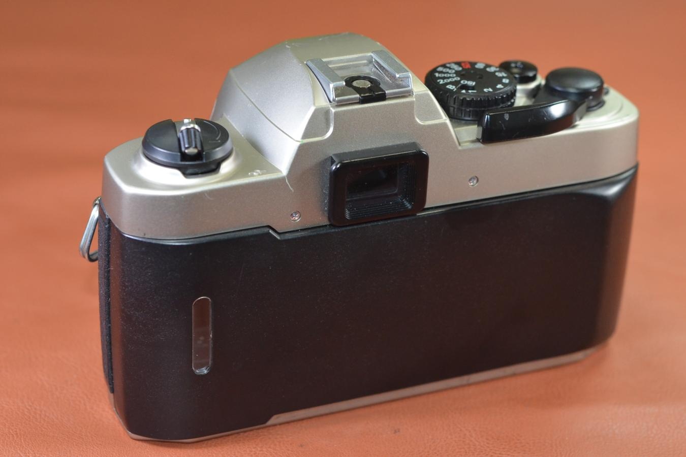Nikon FM10