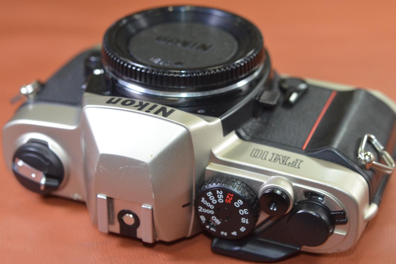 Nikon FM10