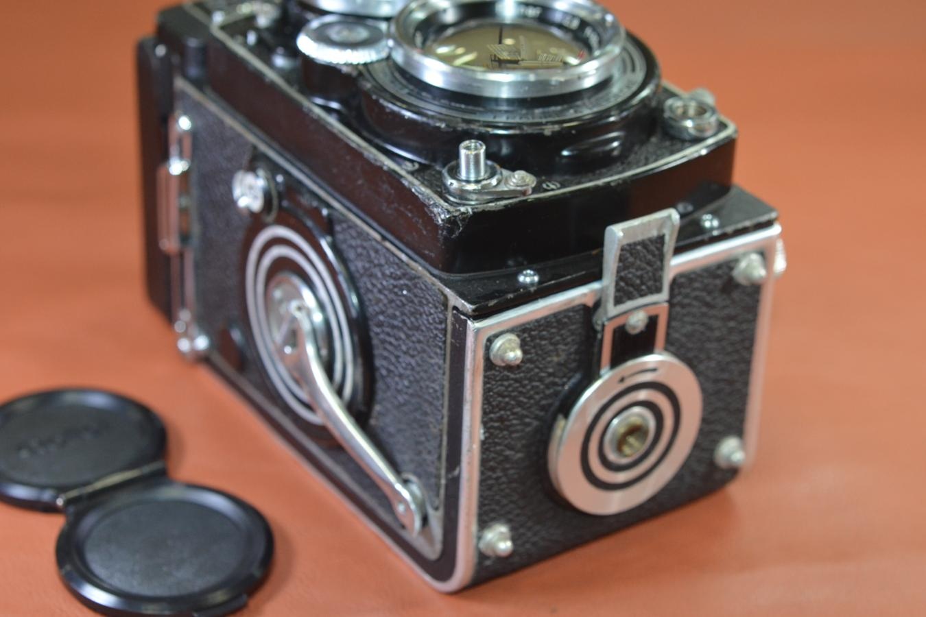【委 託 品】ROLLEIFLEX 2.8F 【Carl Zeiss Planar 80/2.8レンズ搭載】