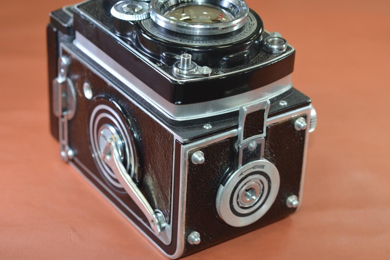 【委 託 品】ROLLEIFLEX 2.8E 【Carl Zeiss Planar 80/2.8レンズ搭載】
