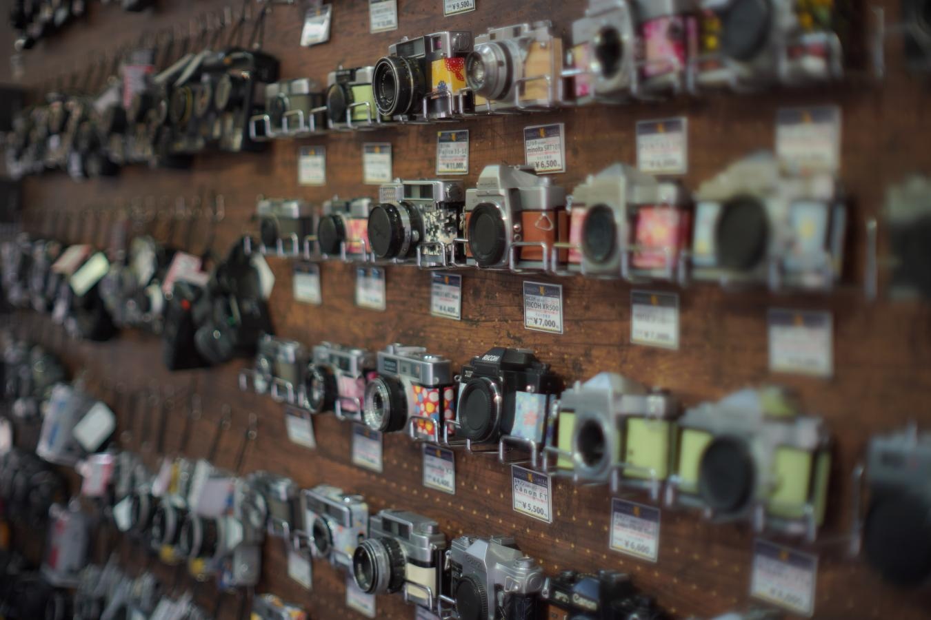 Nikon NEW NIKKOR 55mm F1.2 整備済 【純正メタルフードHS-12付】