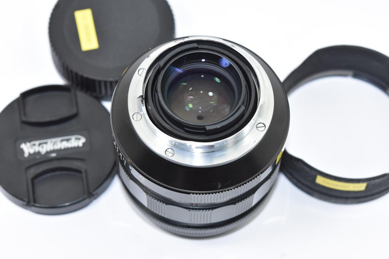 Voigtlander NOKTON 35mm F1.2 ASPHERICAL 純正フード付 【ライカMマウントレンズ】