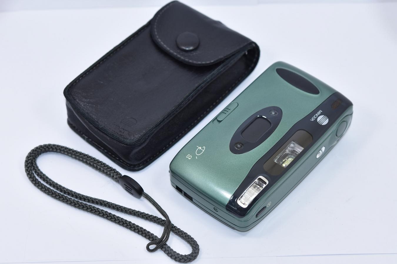 【希 少】 MINOLTA P's グリーン 【パノラマ専用カメラ 純正ケース、ストラップ付】