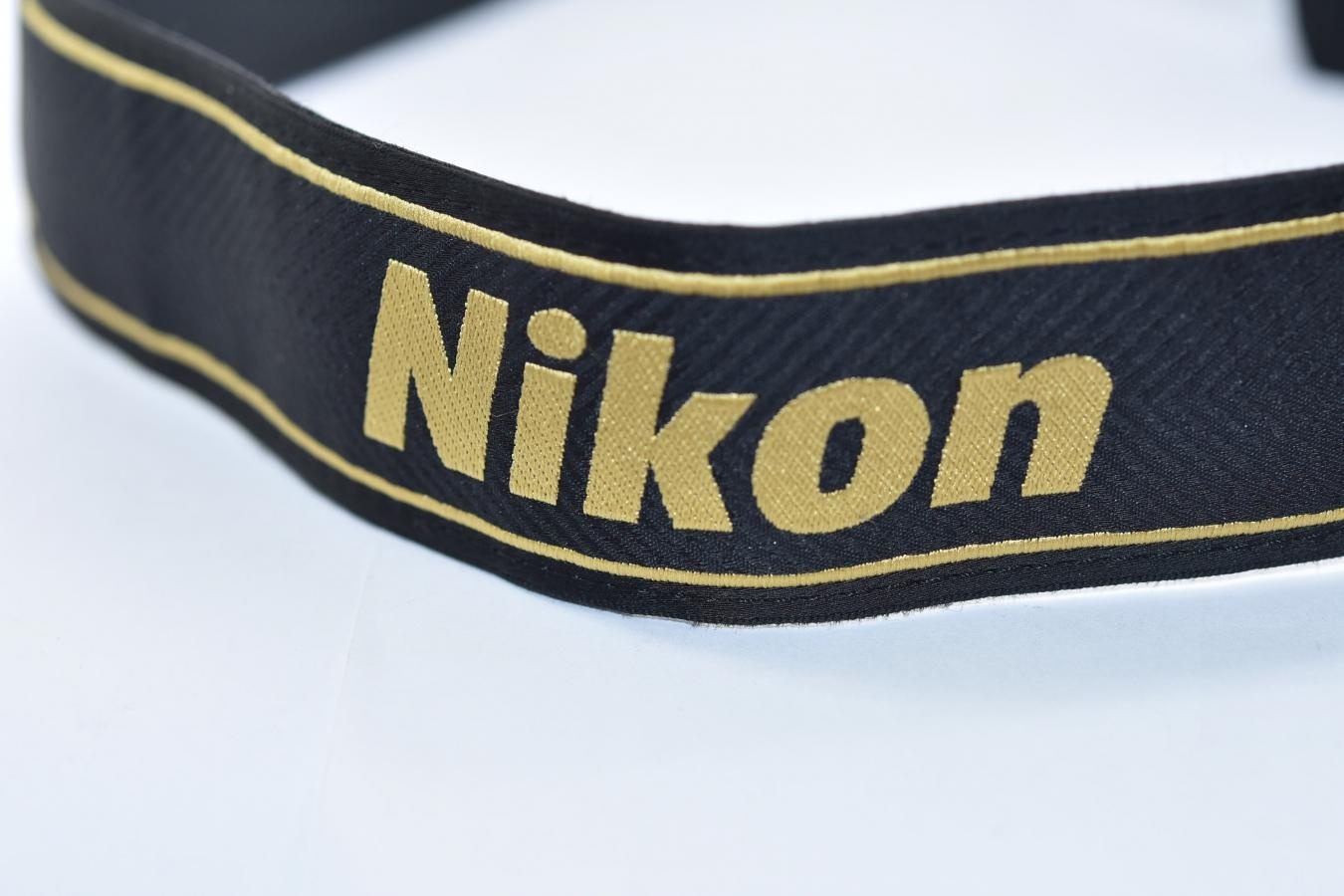 【希 少】Nikon Z7 Premium Gold Strap